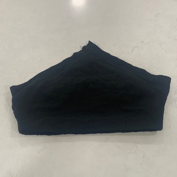 Kendall And Kylie XS Black Top - Picture 1 of 6